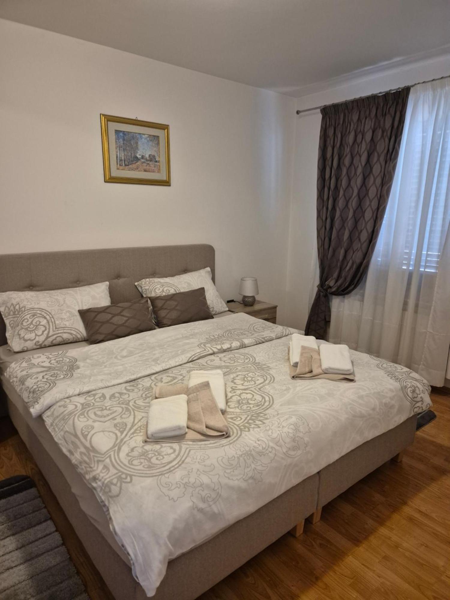 Apartments Antolovic Vrsar Eksteriør bilde