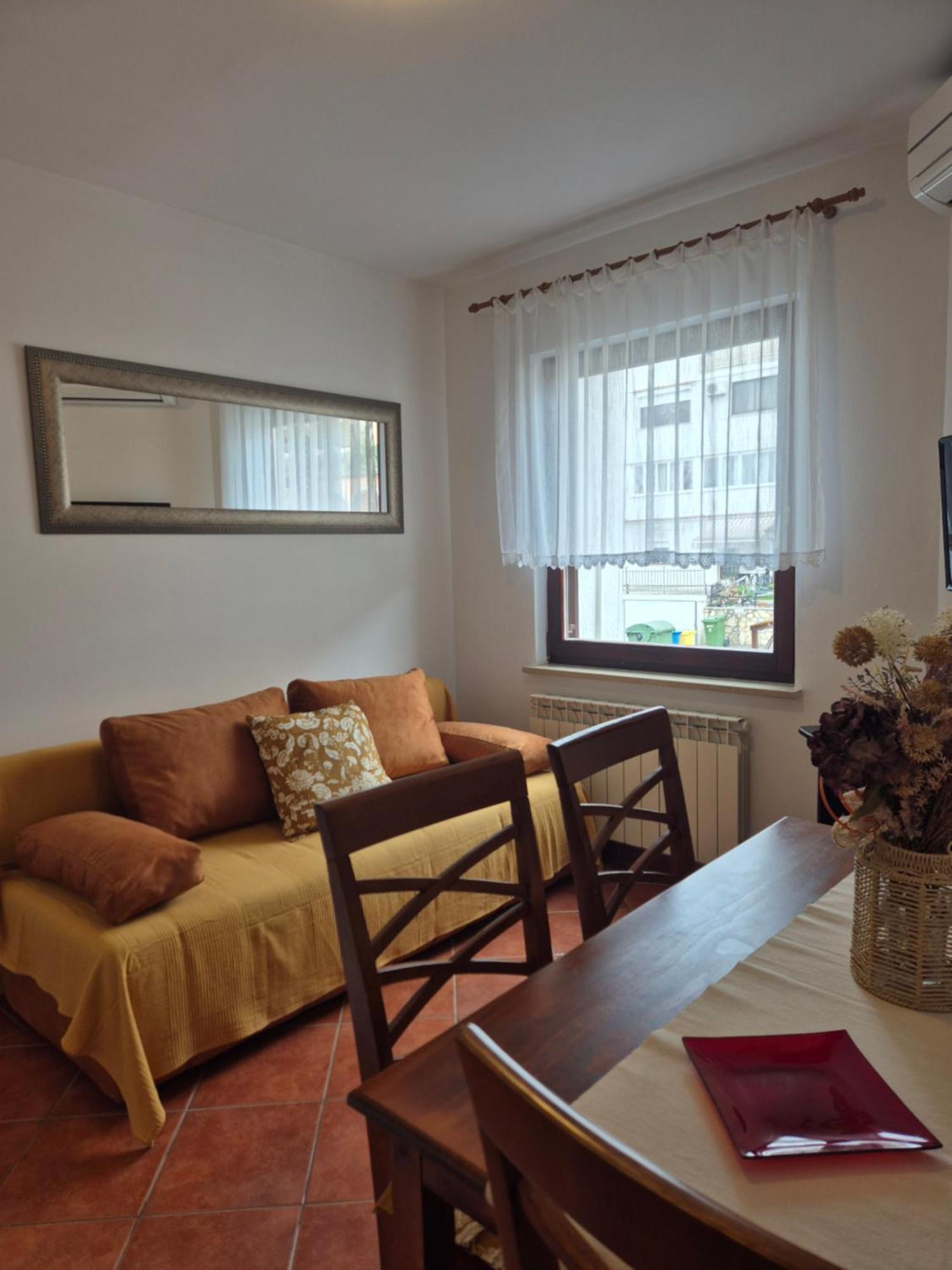Apartments Antolovic Vrsar Eksteriør bilde