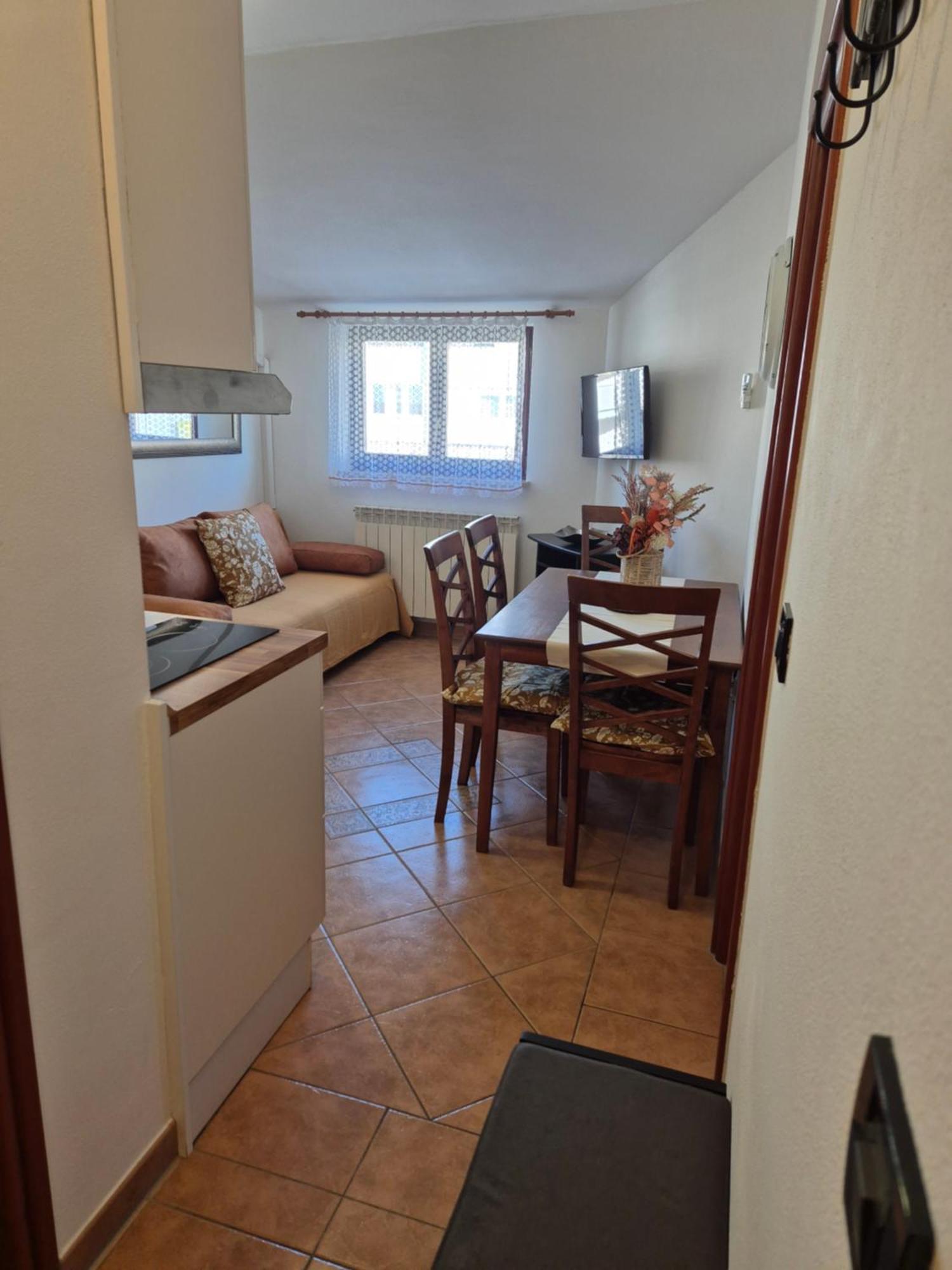 Apartments Antolovic Vrsar Eksteriør bilde